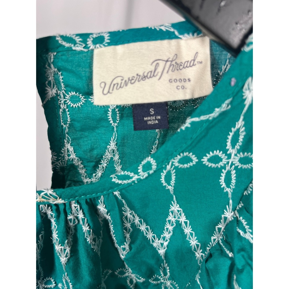Universal Thread Green Embroidered Ruffle Sleeve Top Size S Boho Cotton Blouse - Picture 3 of 5